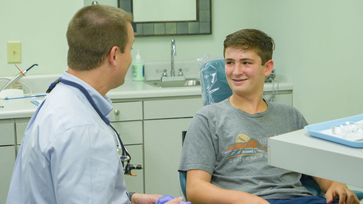 Maintaining Your Orthodontic Treatment Plan From Home